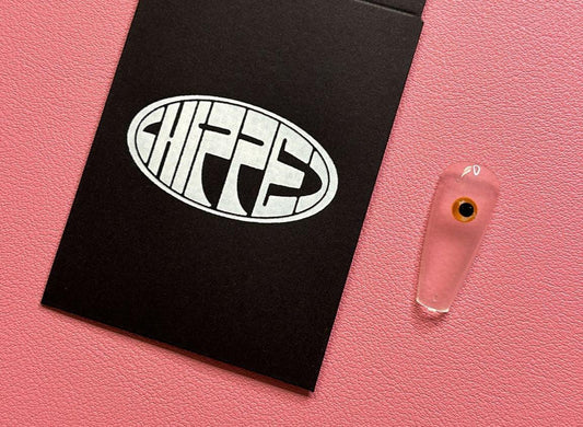 Nail artists! Create your own Chipped nail!