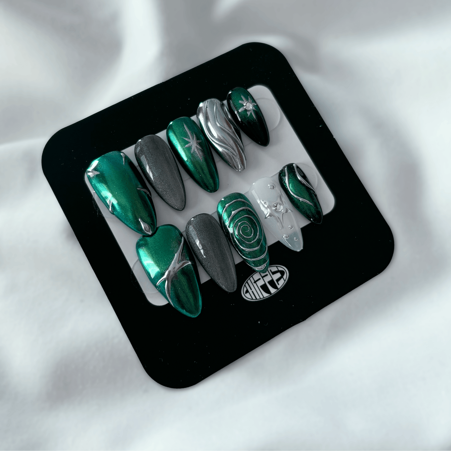 reusable press-on nails Men Are From Mars π½ (2 sets) - Chipped Social π
π» - the microchip manicure