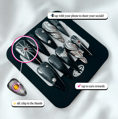 Clout Chaser 💍 (2 sets) NFC Nails That Share Your Socials