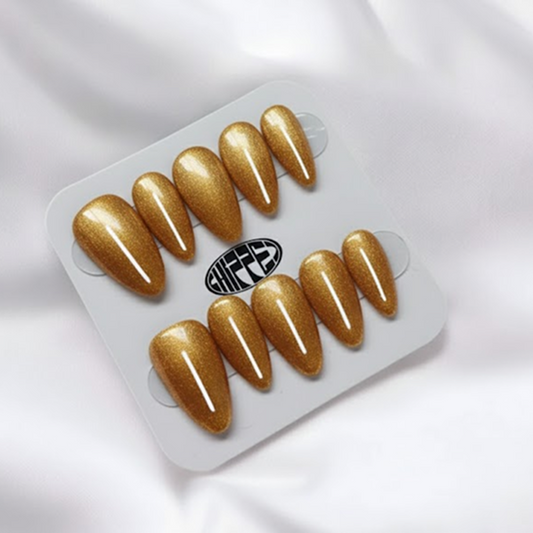 Cuffing Season 🍂 NFC Nails That Share Your Socials