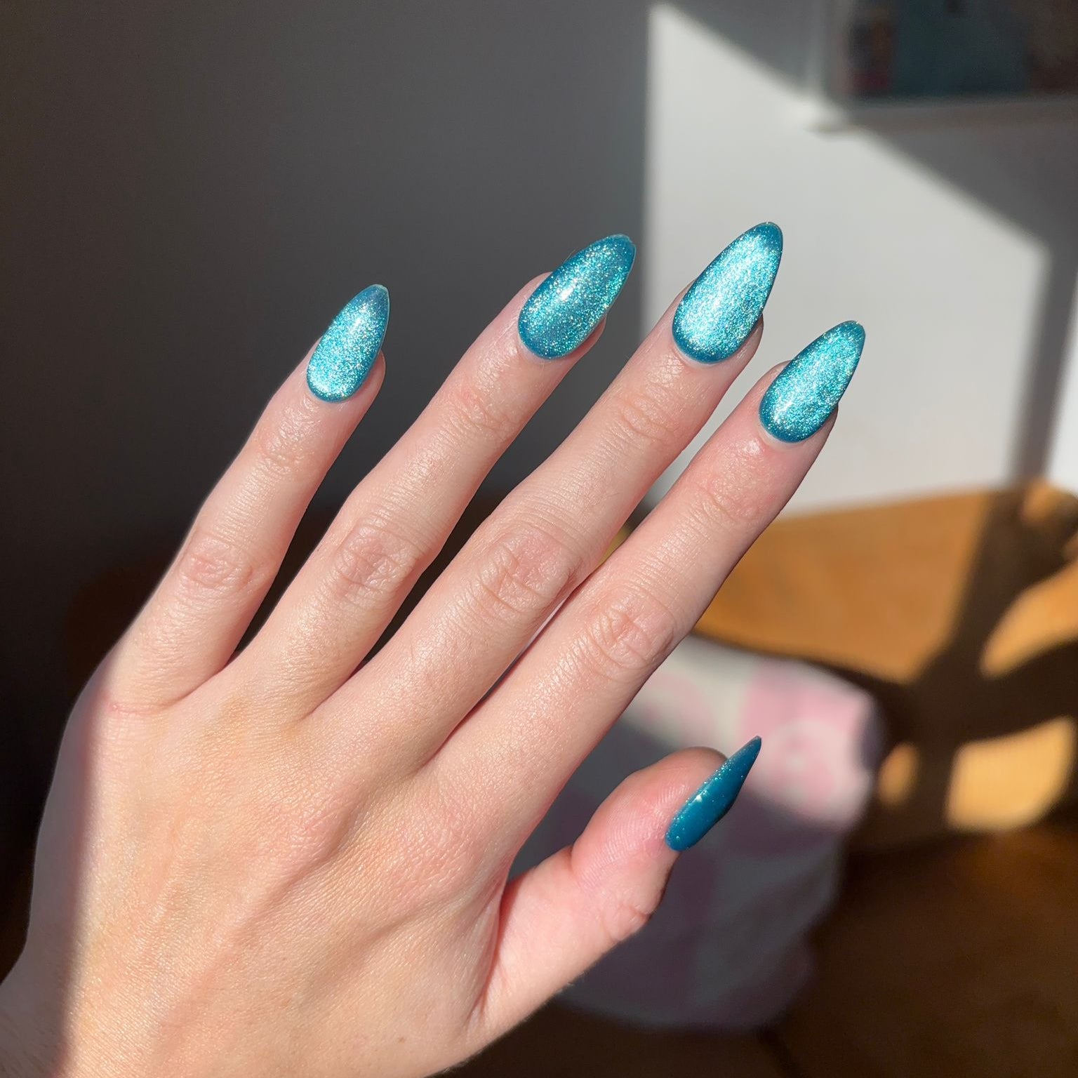reusable press-on nails 🧜‍♀️ MERMAID'S PURSE 🧜‍♀️ - Chipped Social 💅🏻 - the microchip manicure