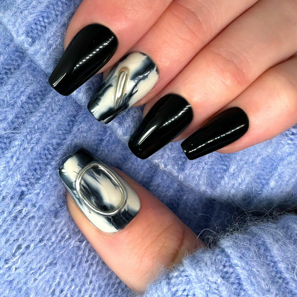 reusable press-on nails 🖤 NO REST FOR THE WICKED 🖤 (2 sets) - Chipped Social 💅🏻 - the microchip manicure