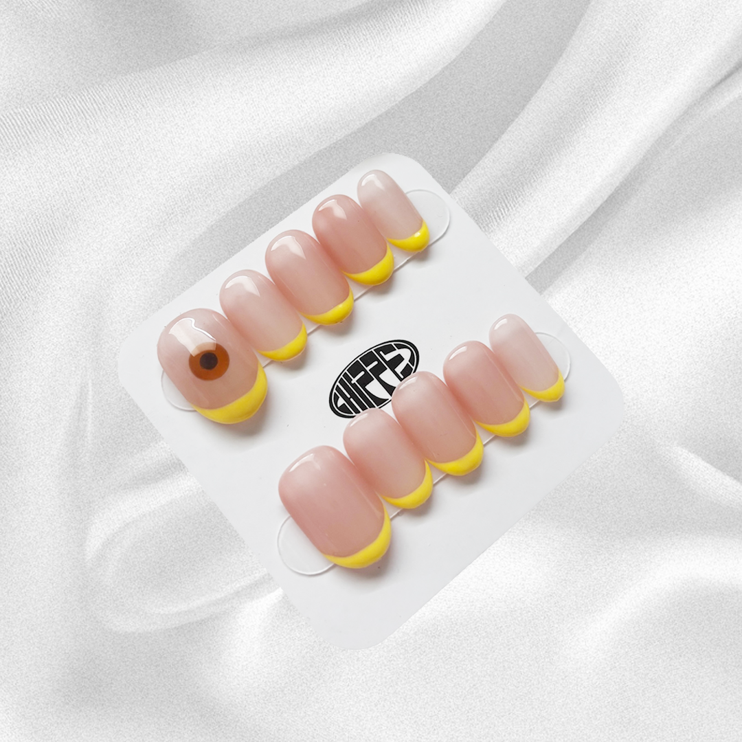 reusable press-on nails 🍋 WHEN LIFE GIVES YOU LEMONS 🍋 - Chipped Social 💅🏻 - the microchip manicure